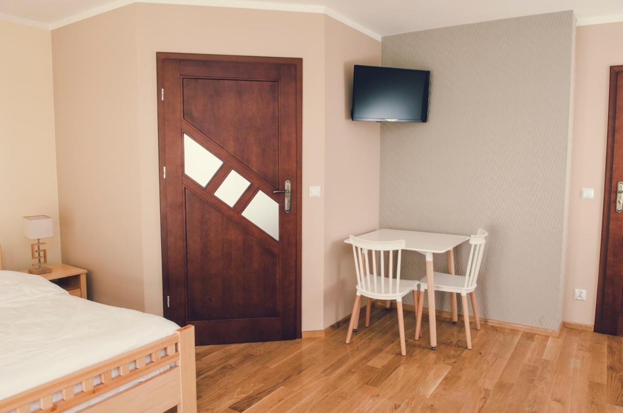 Dobranocka Otel Malastow Dış mekan fotoğraf